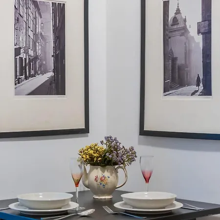 Apartment Bright With A Garden Near The Pge Narodowy By Renters