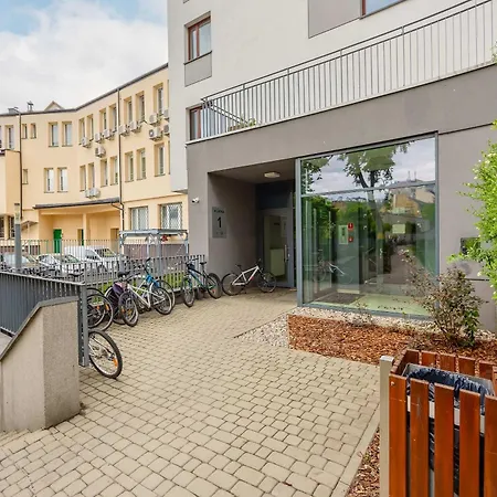 Apartment Bright With A Garden Near The Pge Narodowy By Renters *